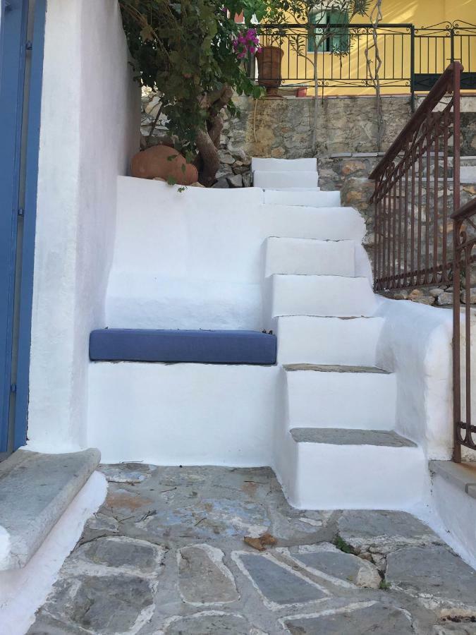 Plesner House, Greece Symi
